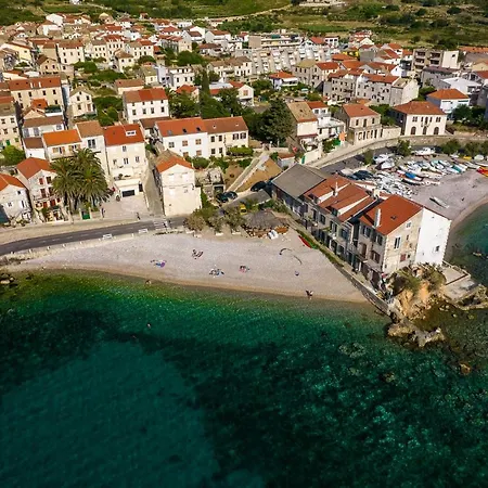 Sapphire Seaview * Komiza